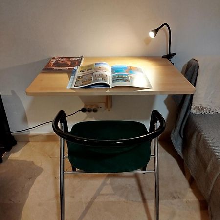 Apartamento En La Calle Principal Con Solarium. Tarifa Ngoại thất bức ảnh