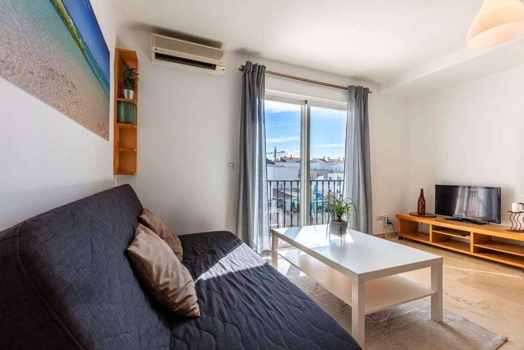 Apartamento En La Calle Principal Con Solarium. Tarifa Ngoại thất bức ảnh